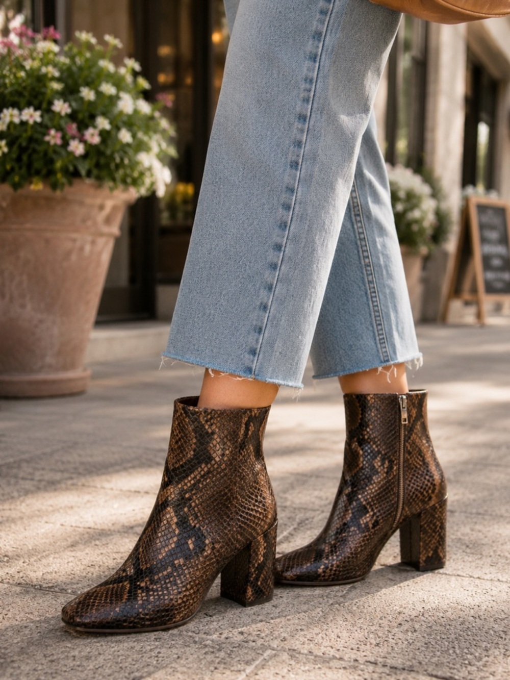 Steve Madden Brown Pixie Midi Women’s Block Almond Toe Boots Sz 8